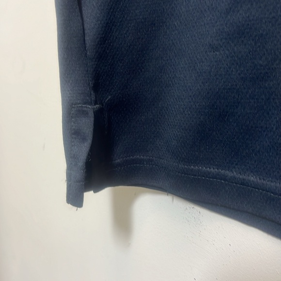 Nike Dri-Fit Black Training T-shirt with White Extra Large Swoosh Size Medium - Picture 5 of 7